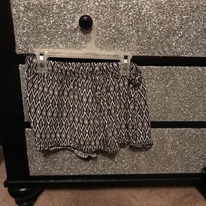 Stretchy Tribal print shorts